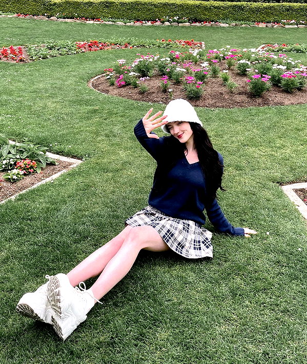 1uvgabi instagram image archive image