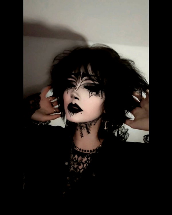 darkblueyoshii instagram image archive image
