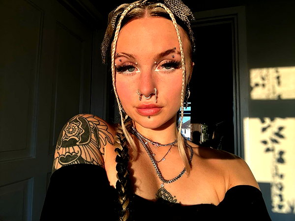 charley.chambers instagram image archive image