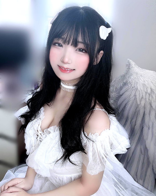 purinn_cos instagram image archive image