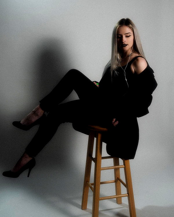 megann_eliizabeth instagram image archive image