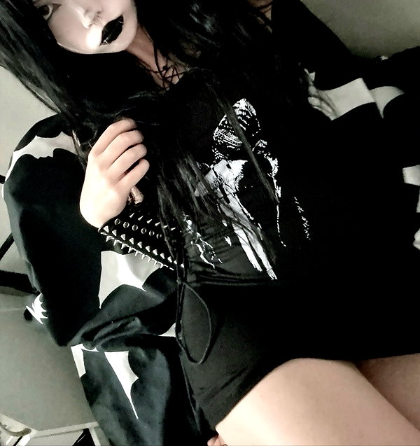 vampiryska instagram image archive image
