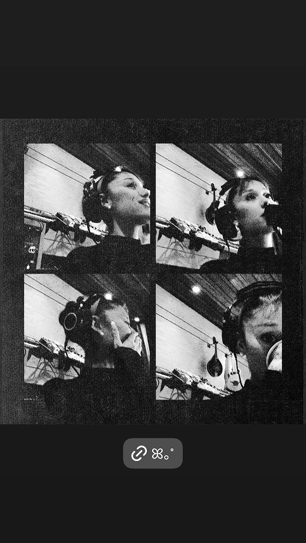 arianagrande instagram image archive image