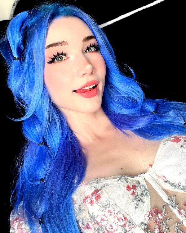 danielle.mercedie instagram image archive image