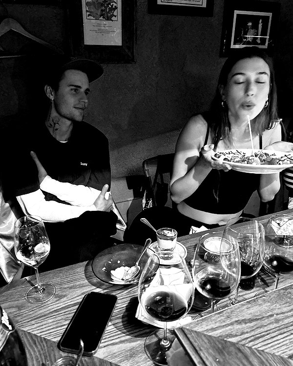 haileybieber instagram image archive image