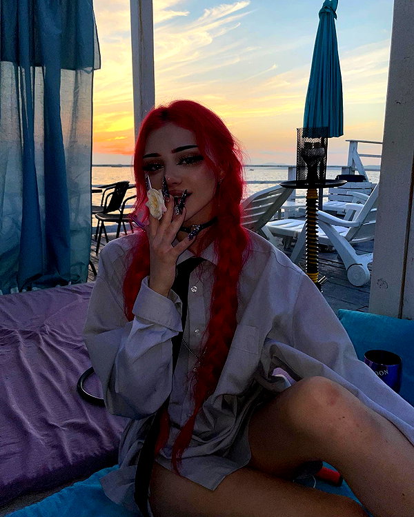 vik4au instagram image archive image
