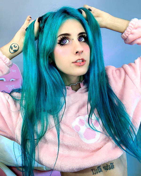jadelaverne instagram image archive image
