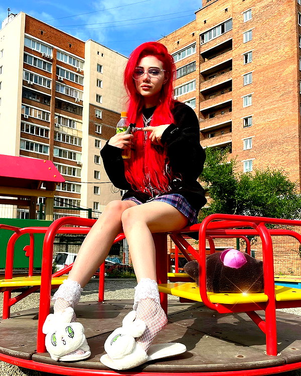 vik4au instagram image archive image