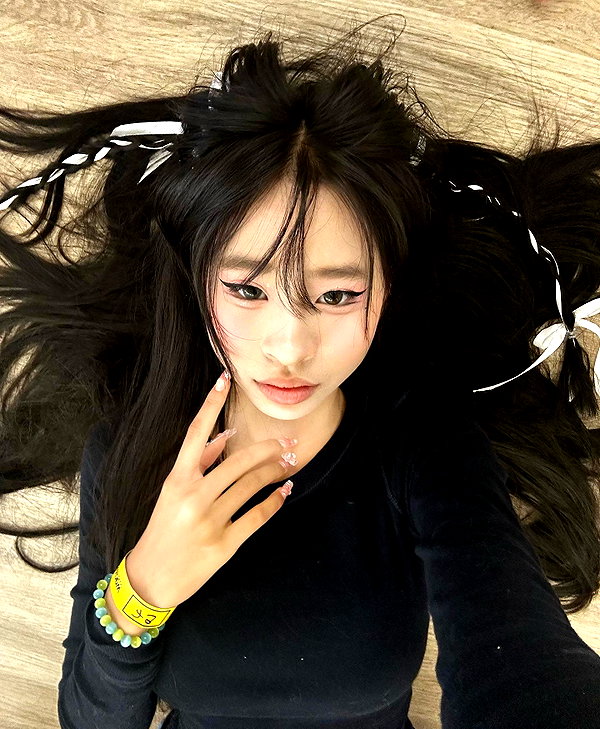 princessamelia_official instagram image archive image
