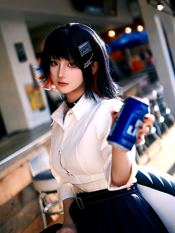 miee_cos instagram image archive image