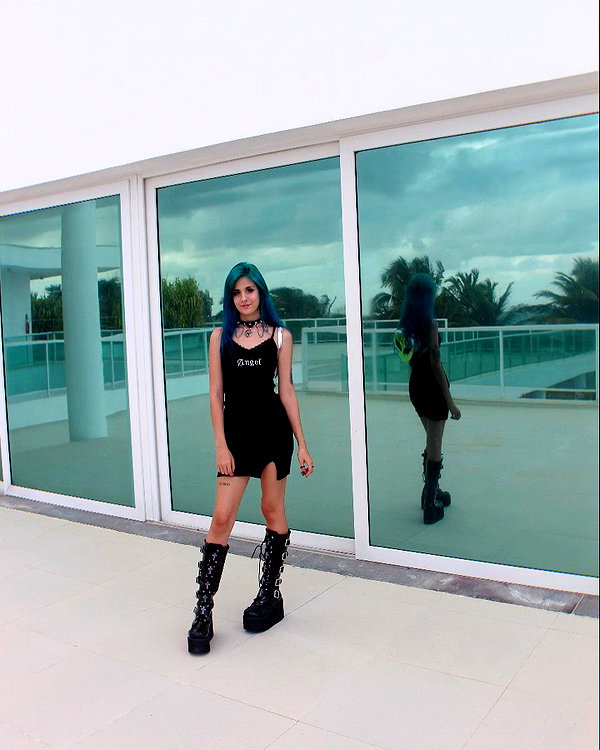 jadelaverne instagram image archive image