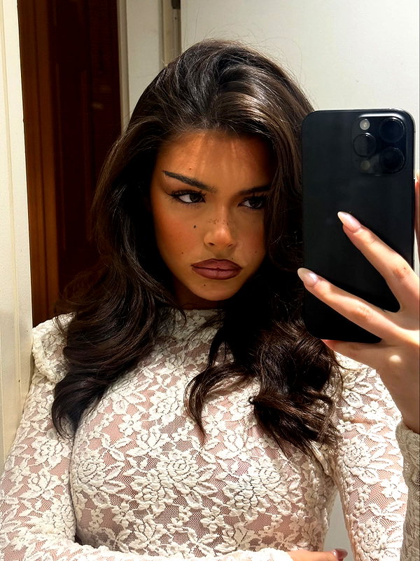 oliviaphillipps instagram image archive image