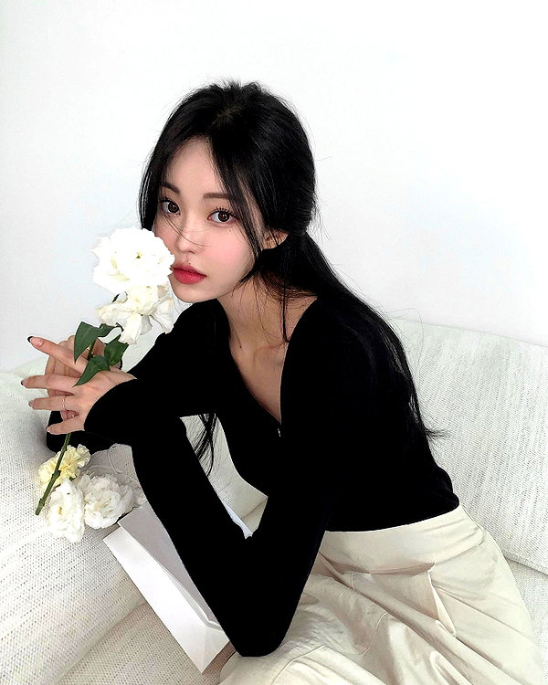 daxbin instagram image archive image