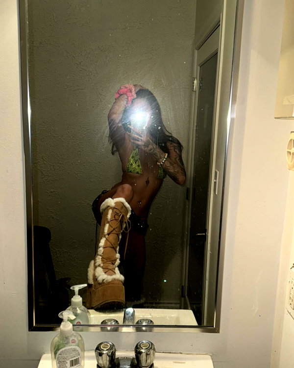 puppyknucklesxx instagram image archive image