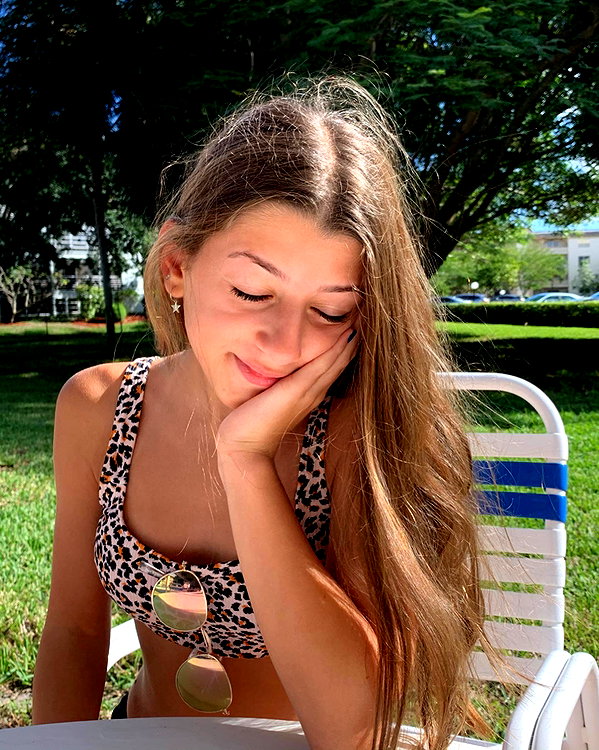 noa.burshtein instagram image archive image