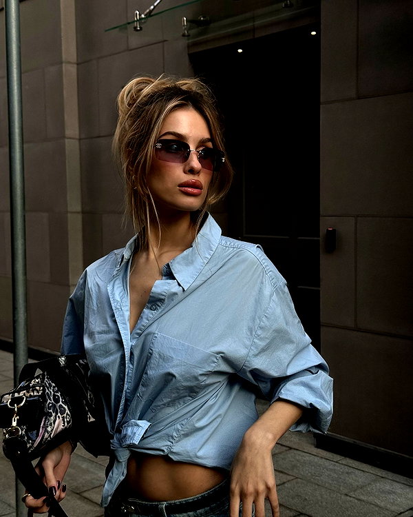 kkwwwv instagram image archive image