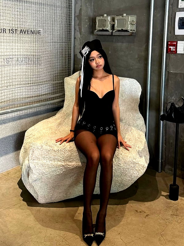 lyhythuedoxinh instagram image archive image