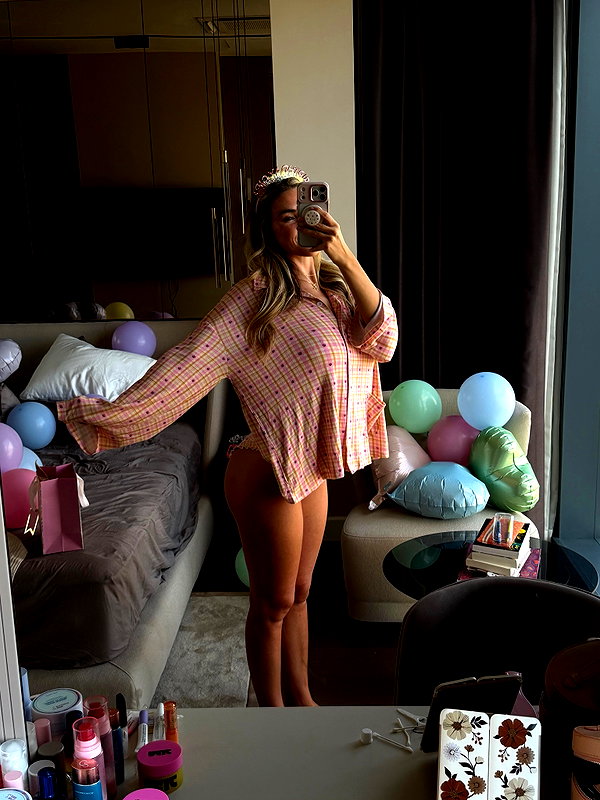 kaylasimmmons instagram image archive image