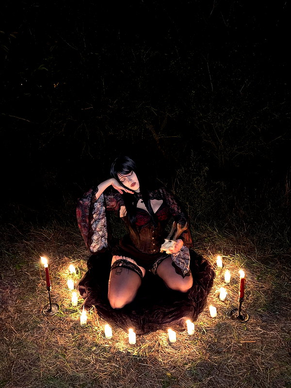 andasrose instagram image archive image