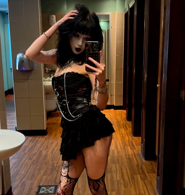 scarlett_ichor instagram image archive image