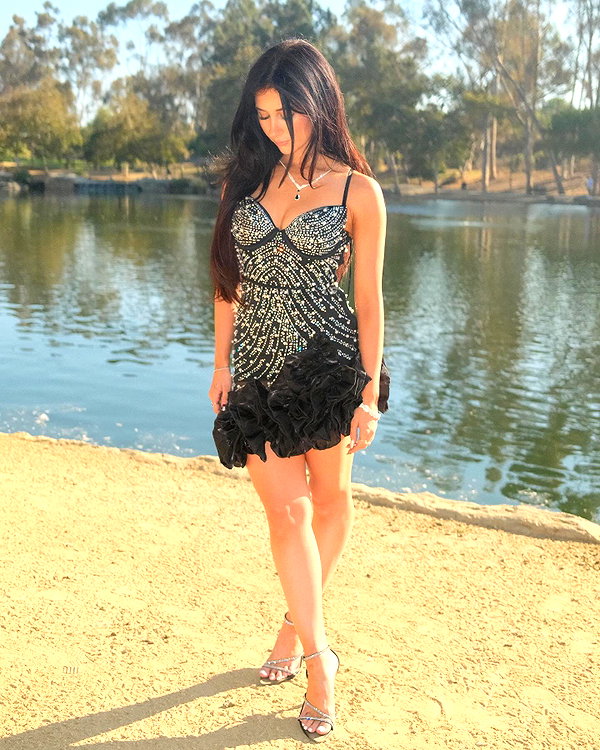 ellianawalmsley instagram image archive image