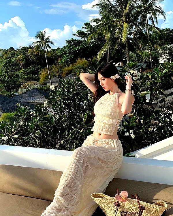 lyhythuedoxinh instagram image archive image
