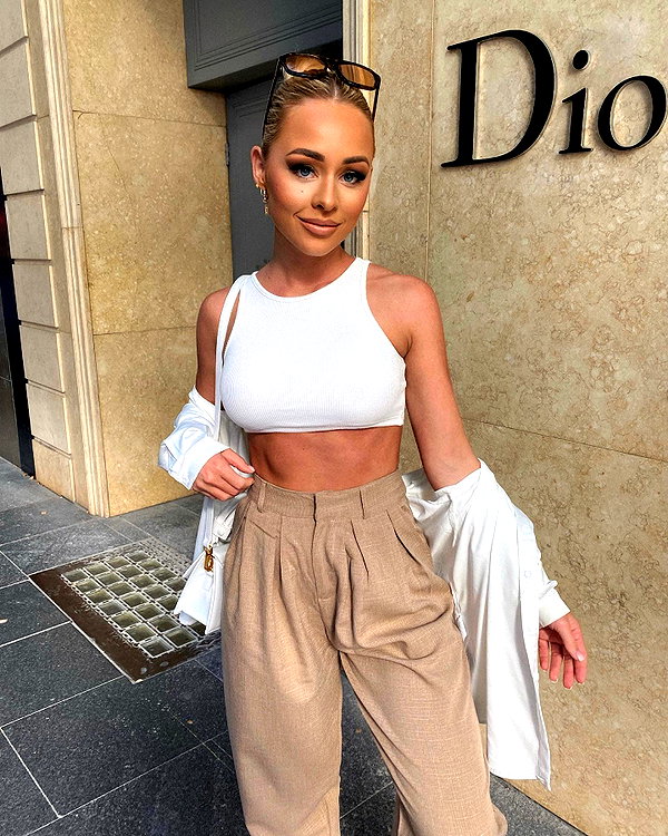 allieauton instagram image archive image