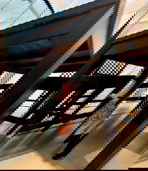 giuliahere giuliahere archive image