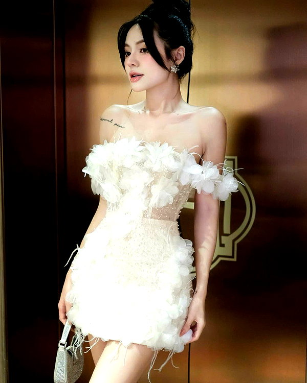 lyhythuedoxinh instagram image archive image