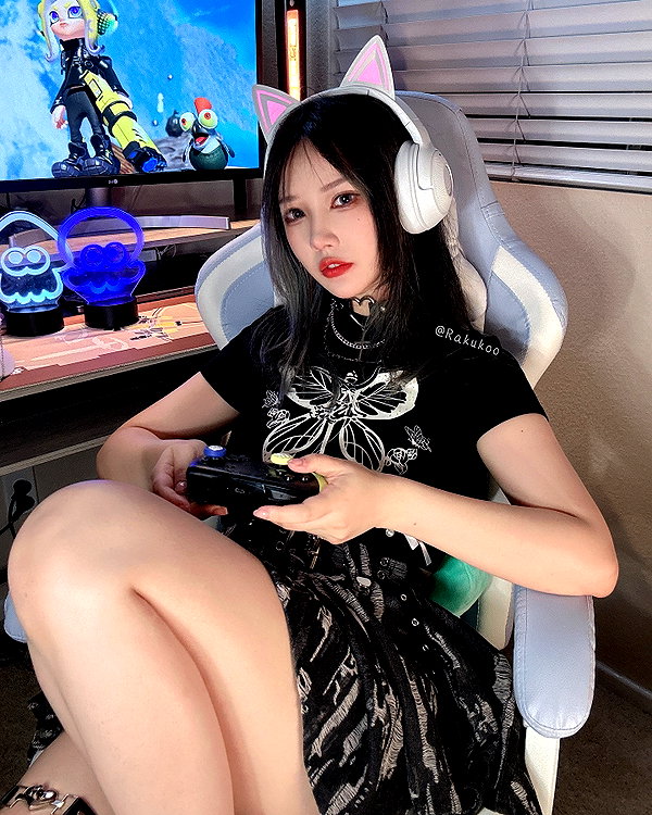 rakukoo instagram image archive image