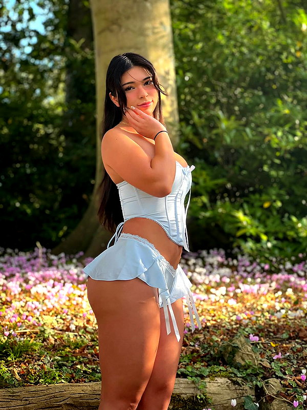aishahsofey instagram image archive image