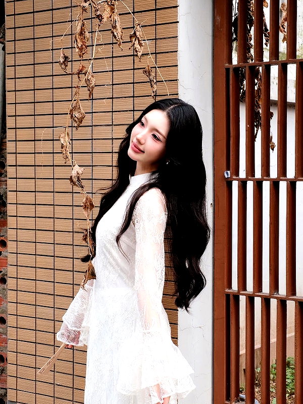 lyhythuedoxinh instagram image archive image