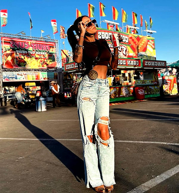firedancer121 instagram image archive image