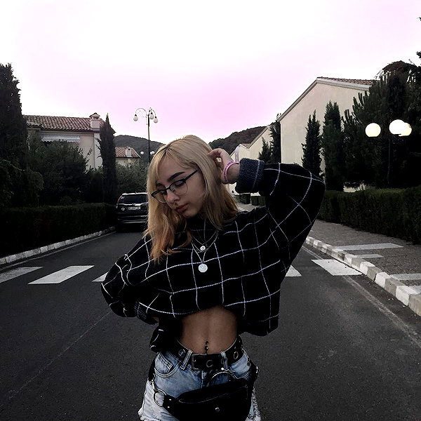 karin_orhov instagram image archive image