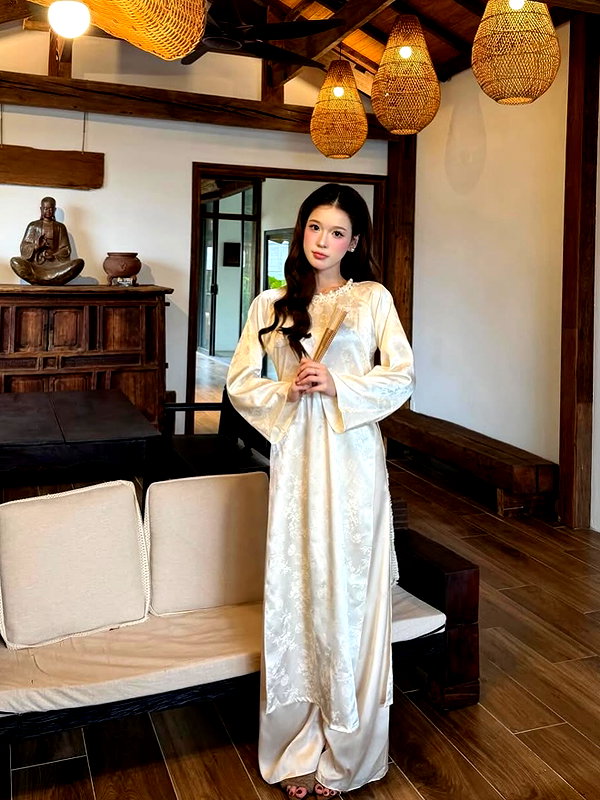 lyhythuedoxinh instagram image archive image