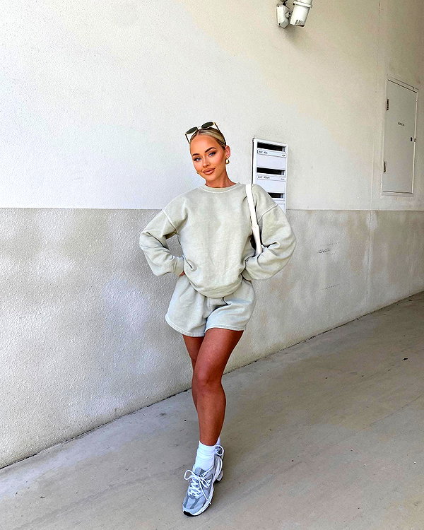 allieauton instagram image archive image