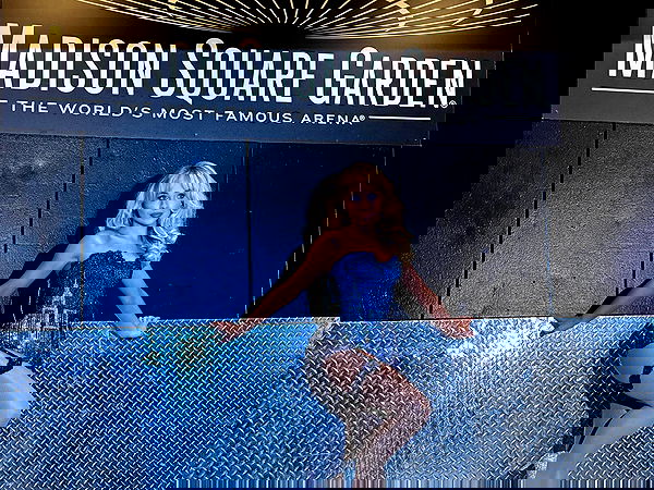 sabrinacarpenter sabrinacarpenter archive image