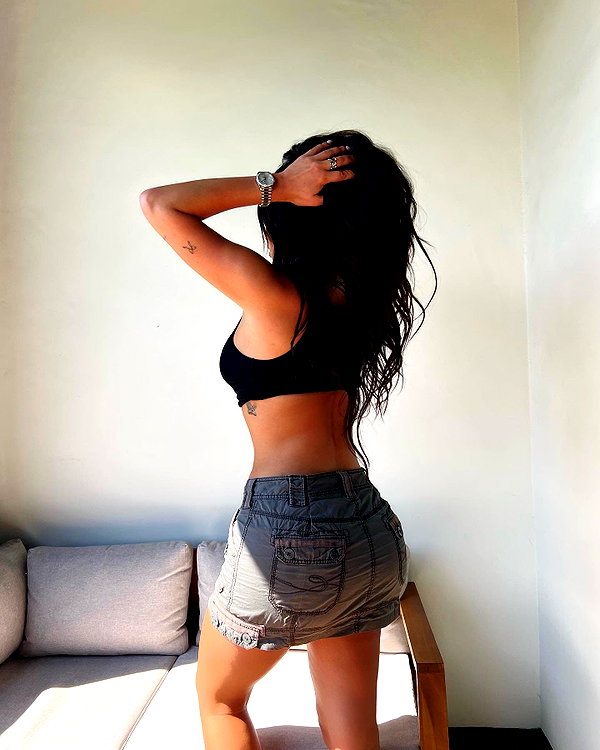 staskaranikolaou instagram image archive image