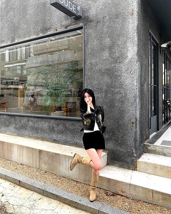 daxbin instagram image archive image