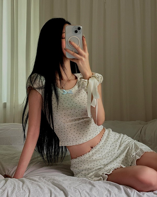 daxbin instagram image archive image