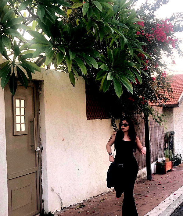 romy_ayalla_lavi instagram image archive image