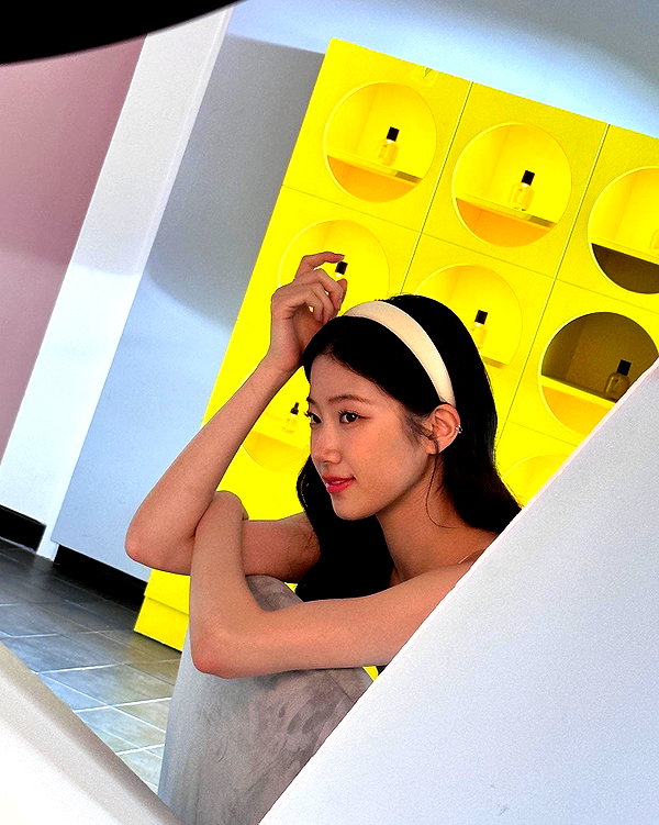 zuhazana instagram image archive image
