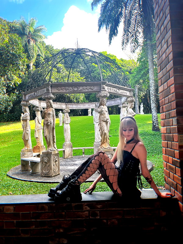 jadelaverne instagram image archive image