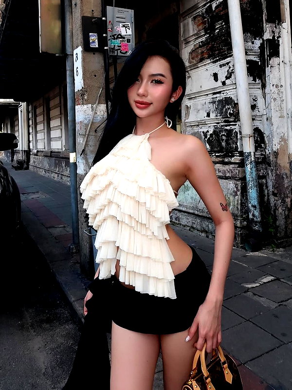 lyhythuedoxinh instagram image archive image