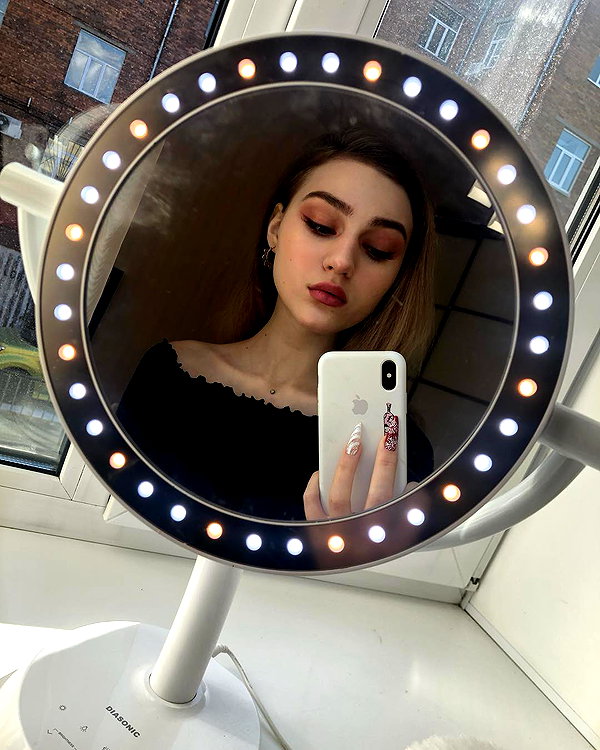vik4au instagram image archive image