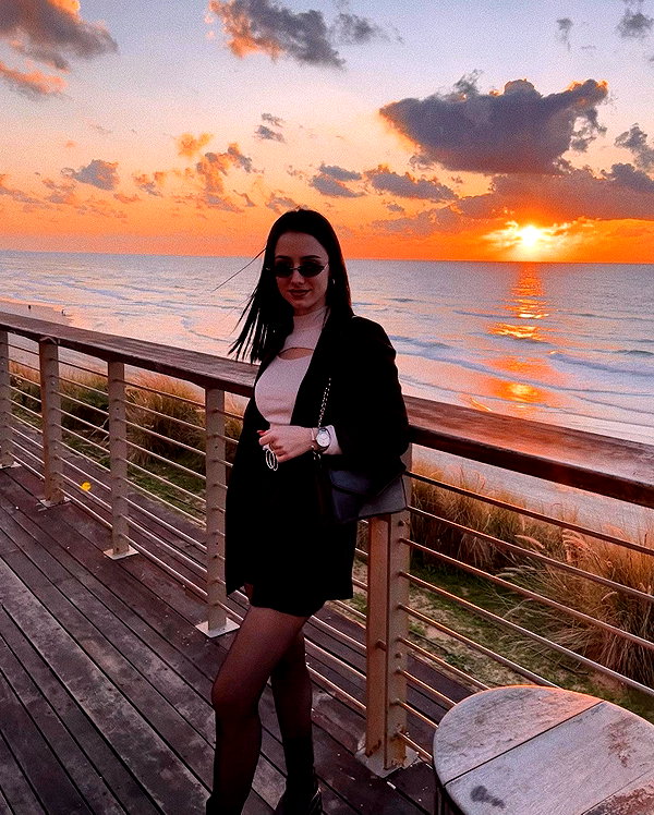 marii.a_v instagram image archive image