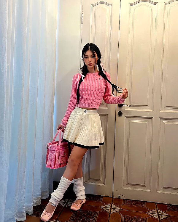 ll.lu1s instagram image archive image