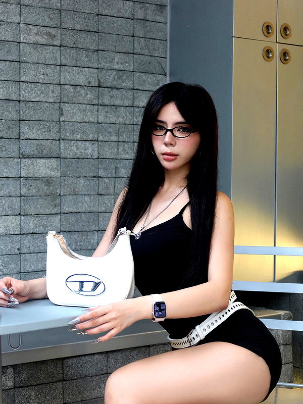 lyhythuedoxinh instagram image archive image