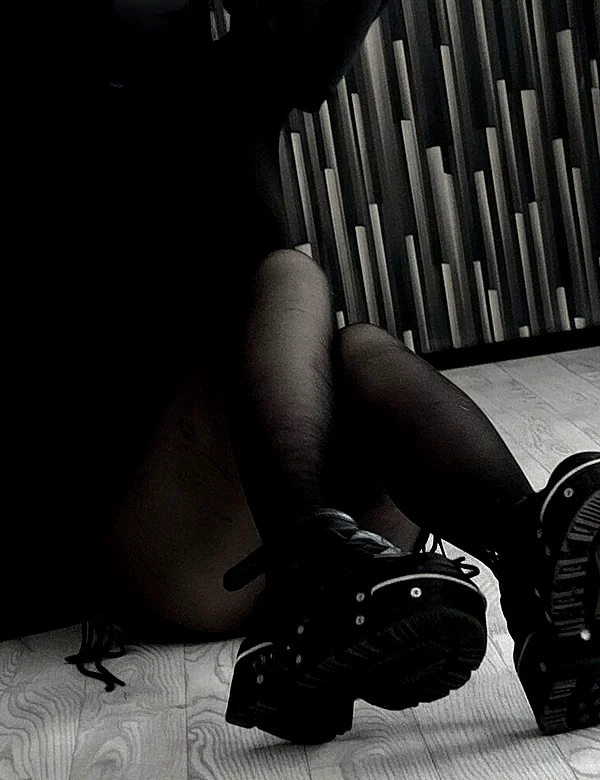 the_dark_pprincessa instagram image archive image
