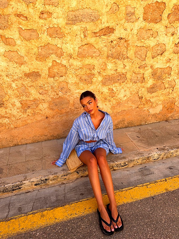 oliviaphillipps instagram image archive image